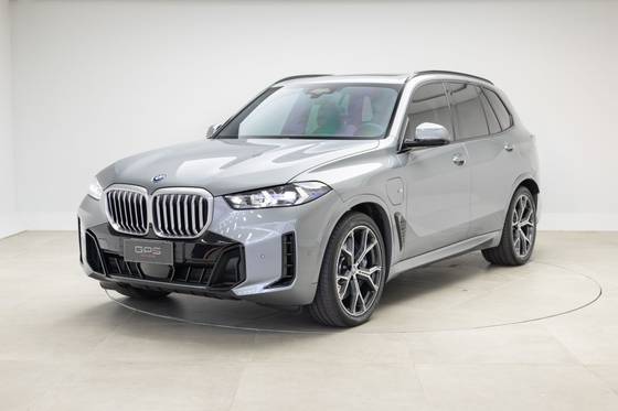BMW X5 3.0 I6 TURBO HÍBRIDO XDRIVE50E M SPORT AUTOMÁTICO BMW X5 3.0 I6 TURBO HÍBRIDO XDRIVE50E M SPORT AUTOMÁTICO